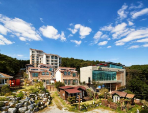 Отель Hotel Thesoom Forest  Йонъин